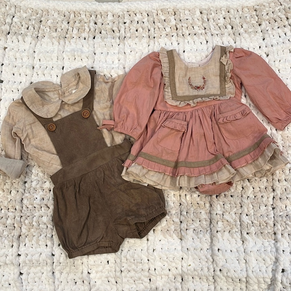 B/G twin matching outfits, 12 months and 18 months